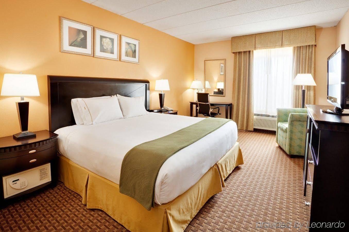 Baymont By Wyndham East Windsor Bradley Airport Hotell Eksteriør bilde